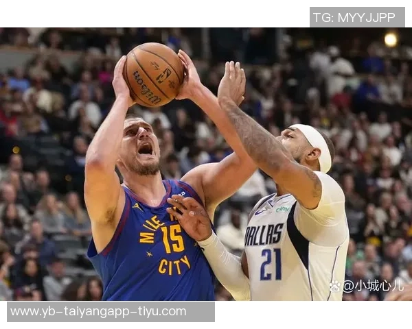 凯尔登约翰逊高效表现9投7中三分2中1贡献19分6篮板1助攻