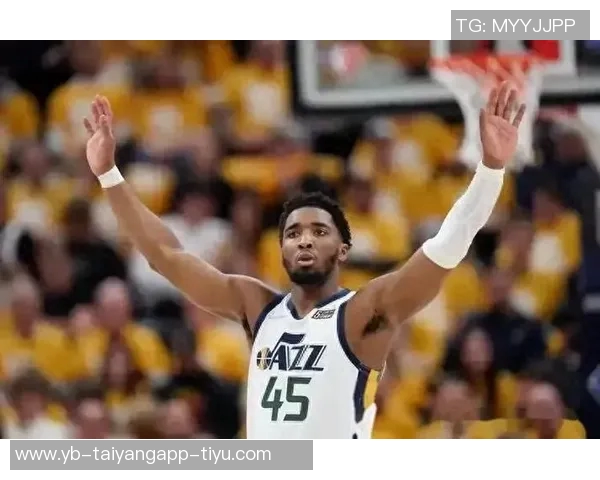 多诺万米切尔本赛季第六次得分35紧随东契奇位列NBA得分榜第二